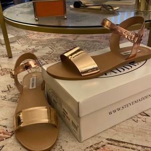 Steve Madden Donddi Rose Gold Sandals